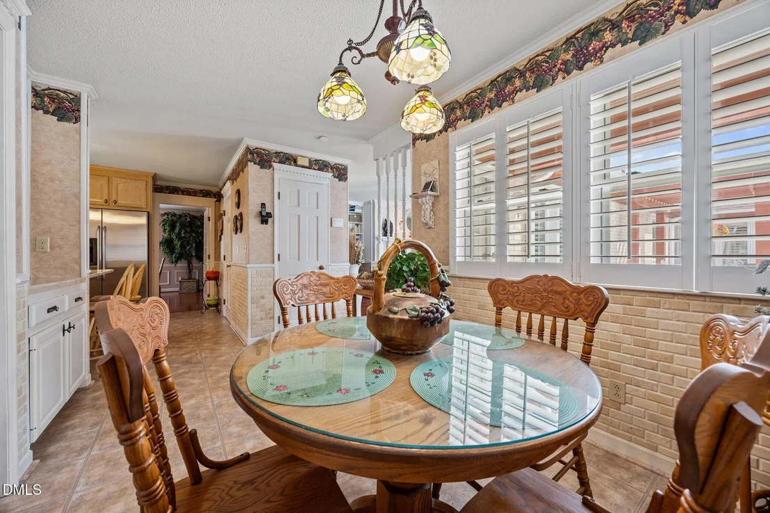 Photo of 801 Lakeside Drive