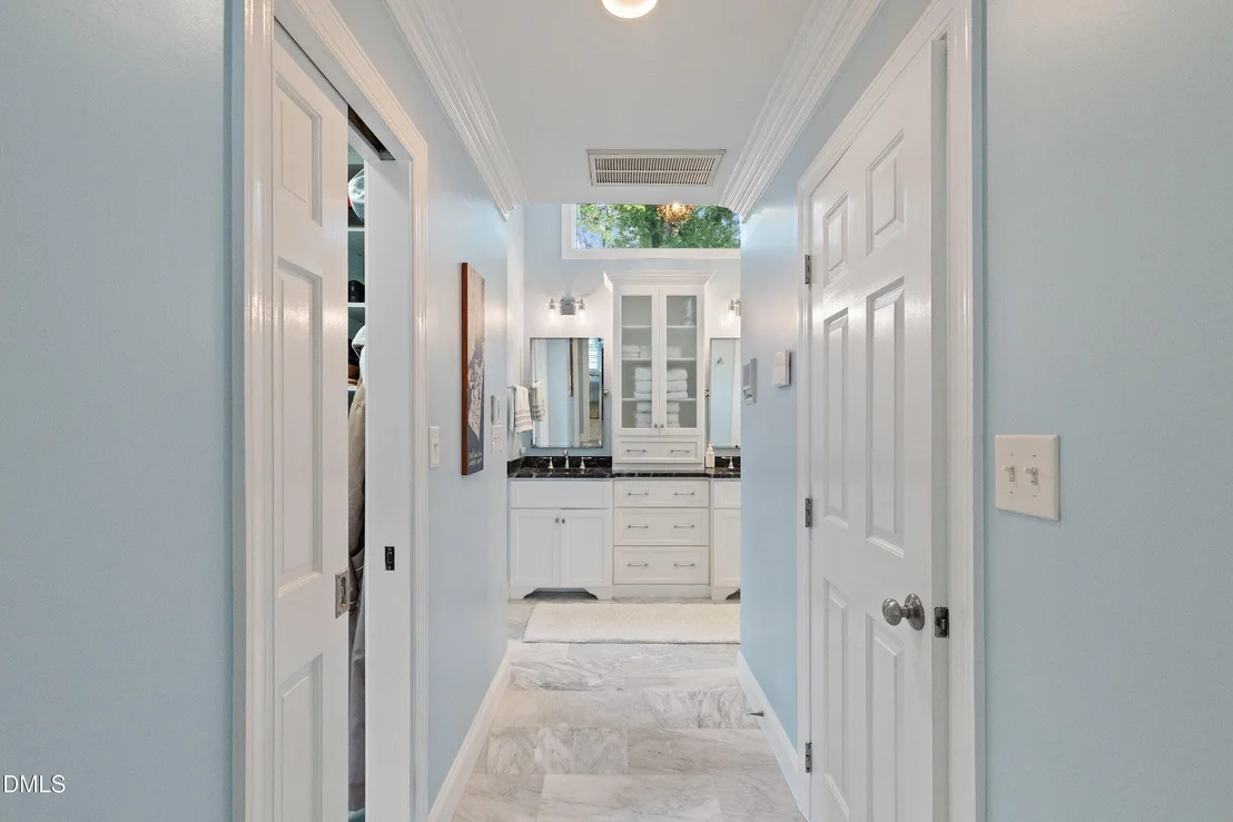 Photo of 304 Versailles Drive