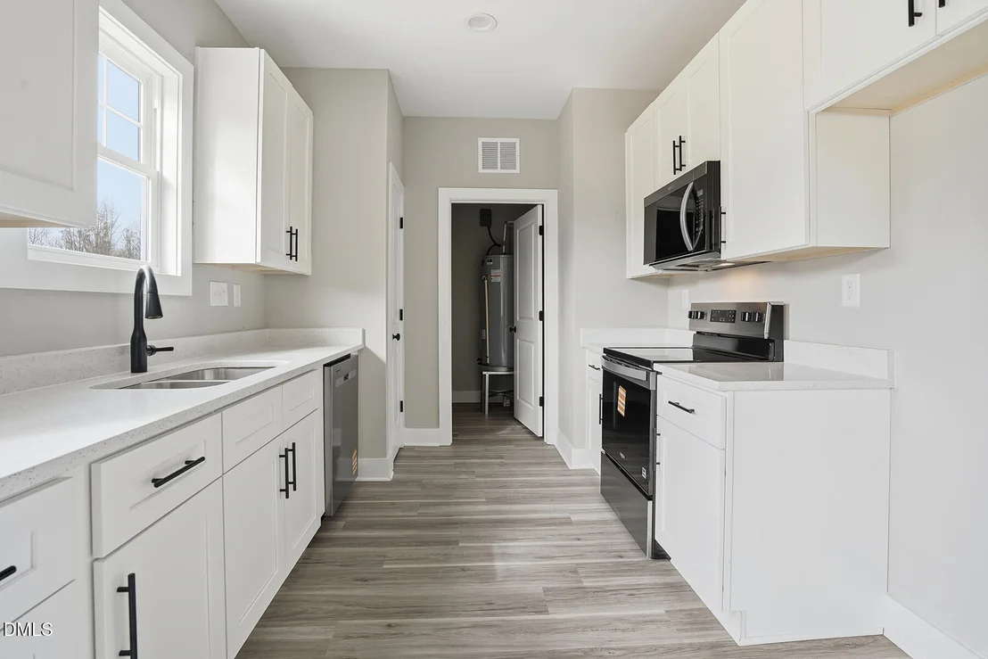 Photo of 1126 Aquilla Road