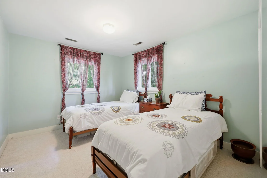 Photo of 6101 Dresden Lane