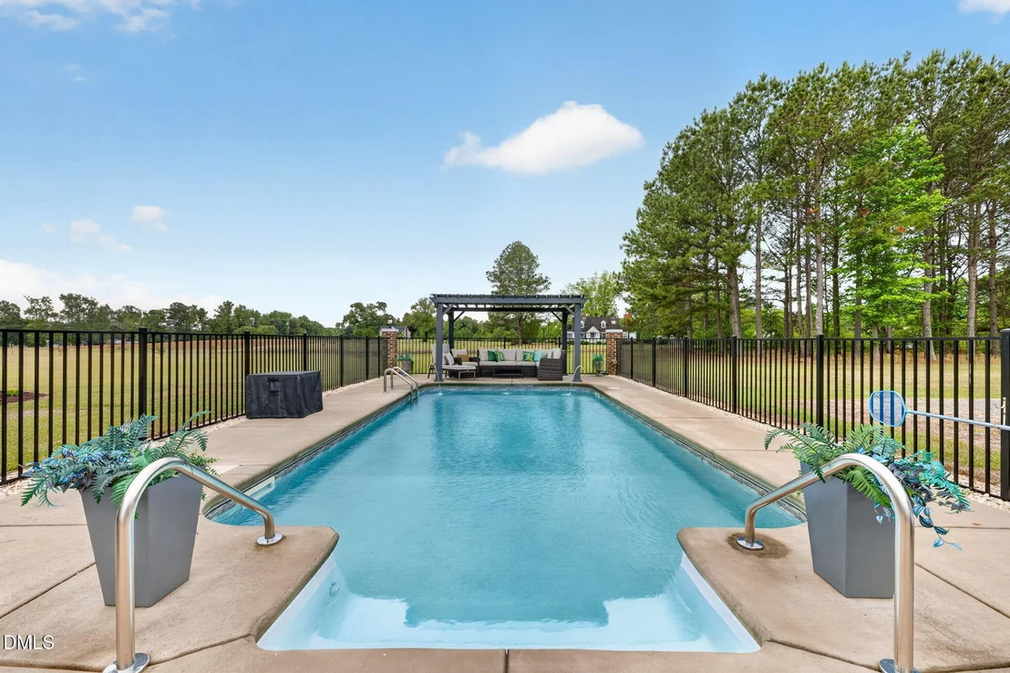 Photo of 534 Herring Road