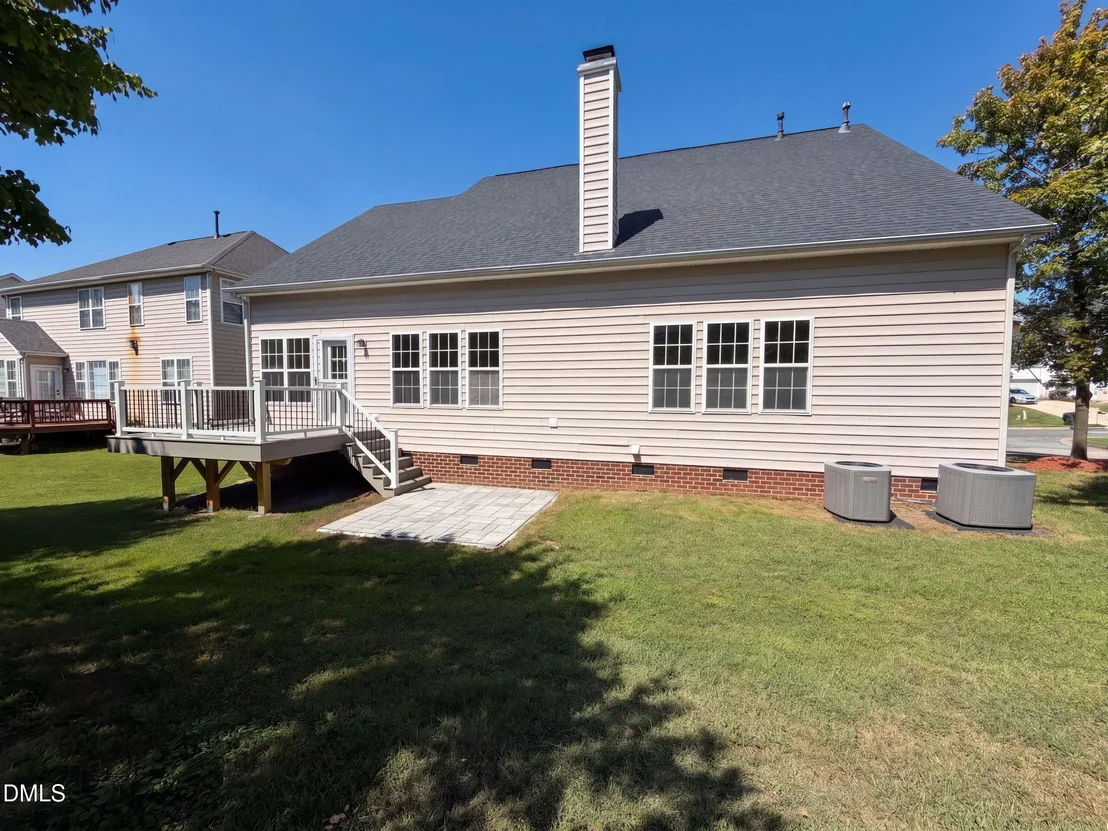 Photo of 1701 Carnation Drive