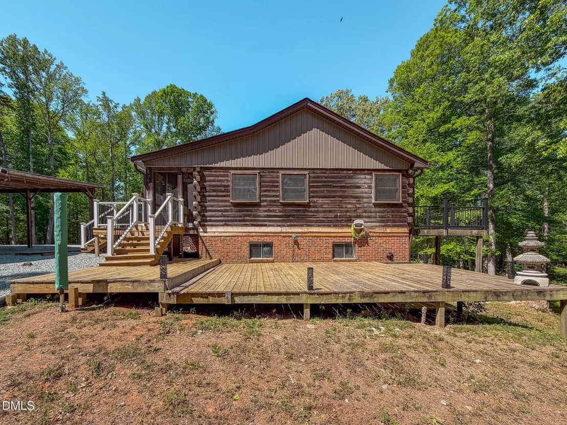 Photo of 600 Cedar Laurel Lane