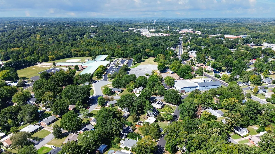 Photo of 1408 Harriet Drive
