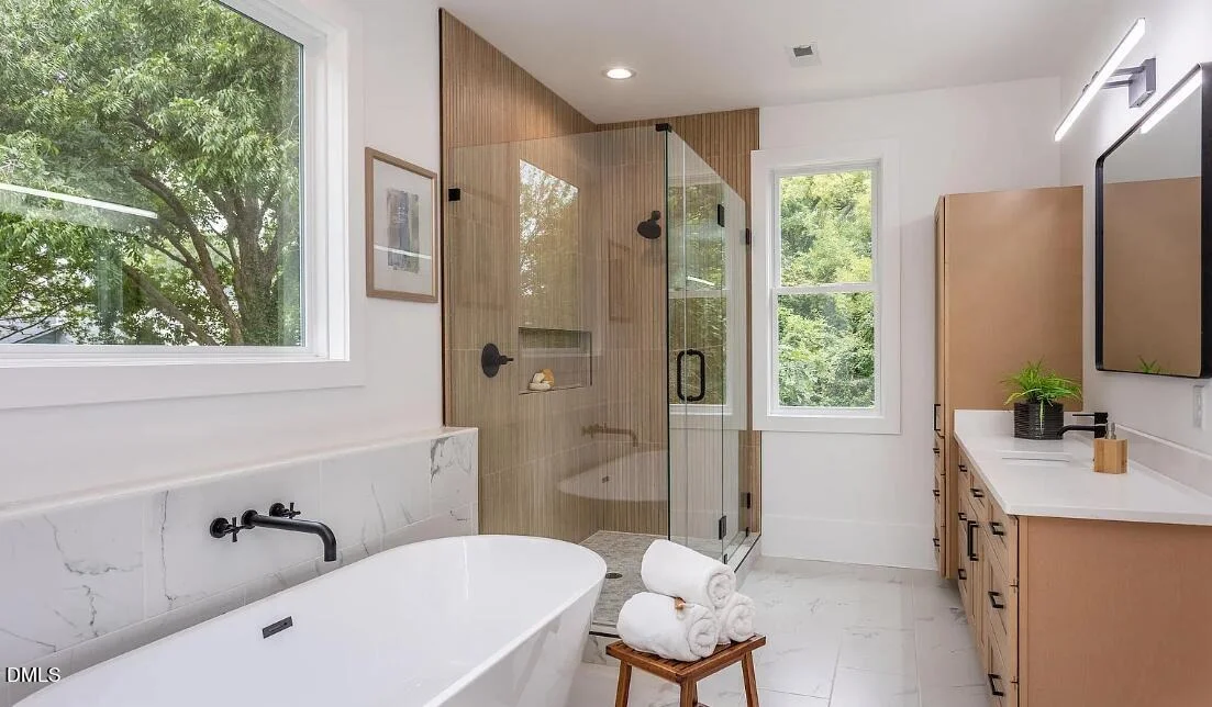 Photo of 712 Van Buren Road