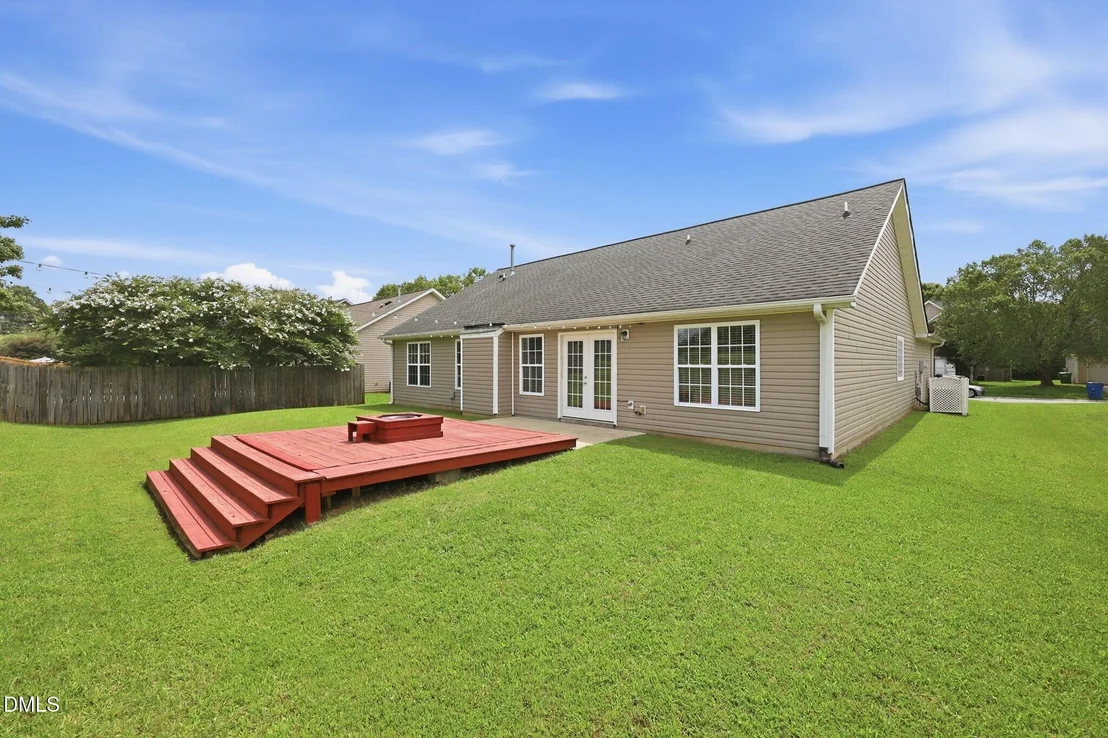 Photo of 2427 Pepperstone Drive