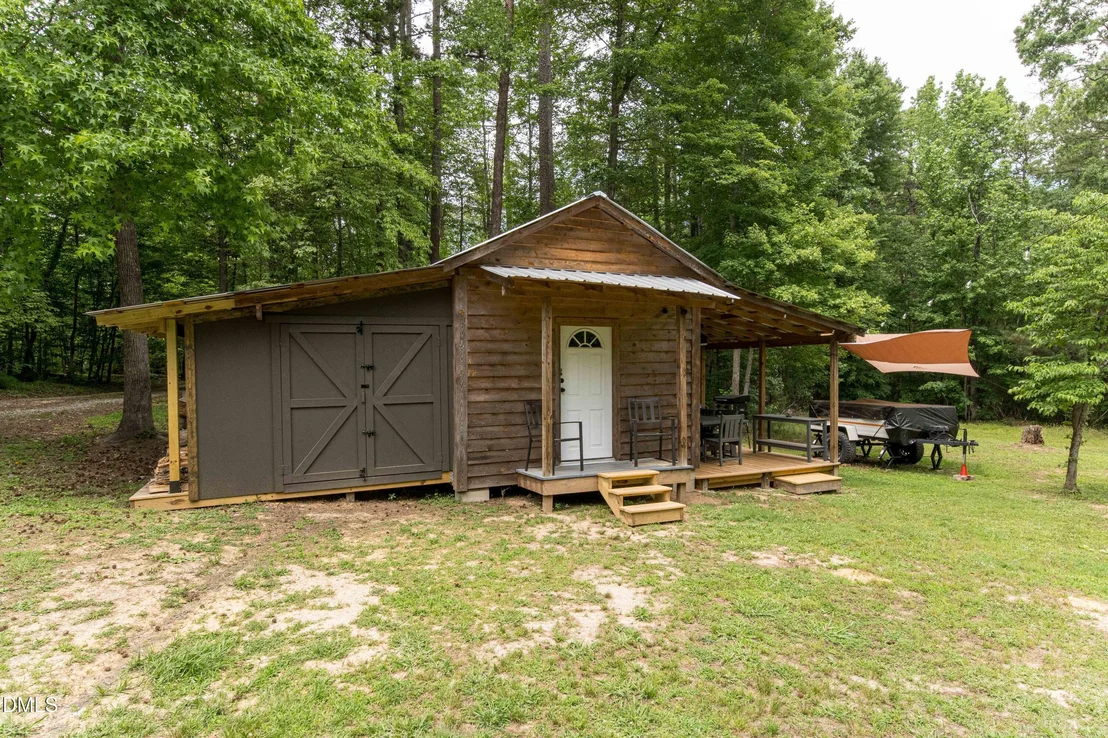 Photo of 748 Hunters Circle