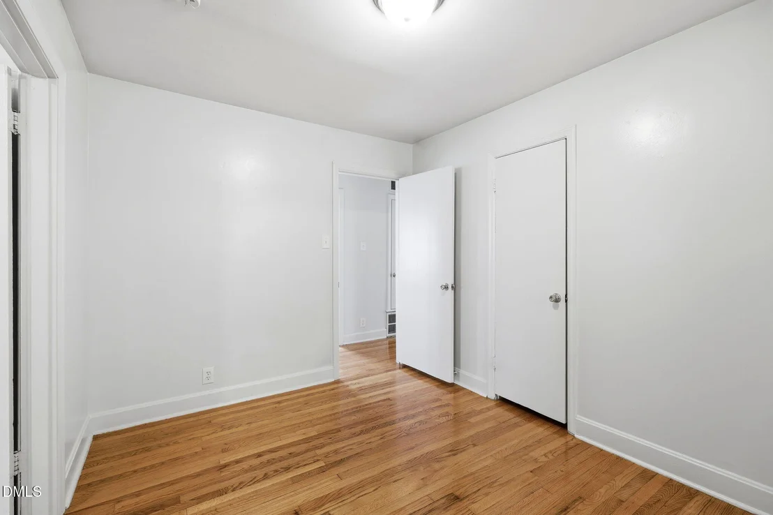 Photo of 1711 Forest Road