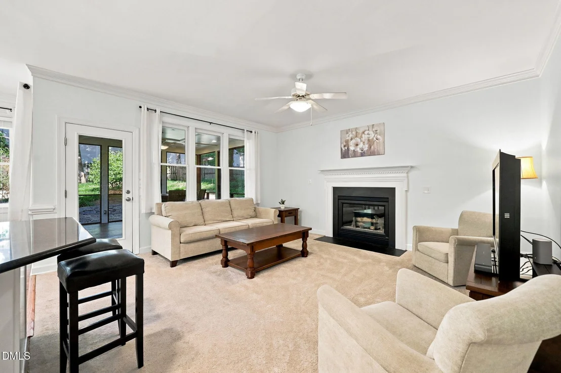 Photo of 10101 Hallberg Lane