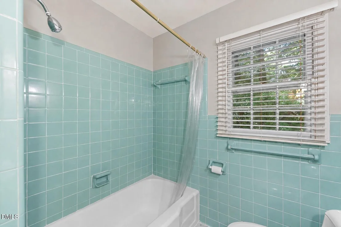 Photo of 2802 Devon Road