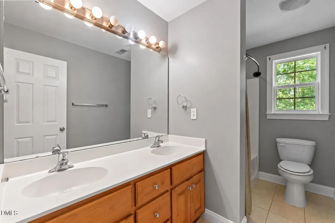 Photo of 2912 Lautenberg Lane