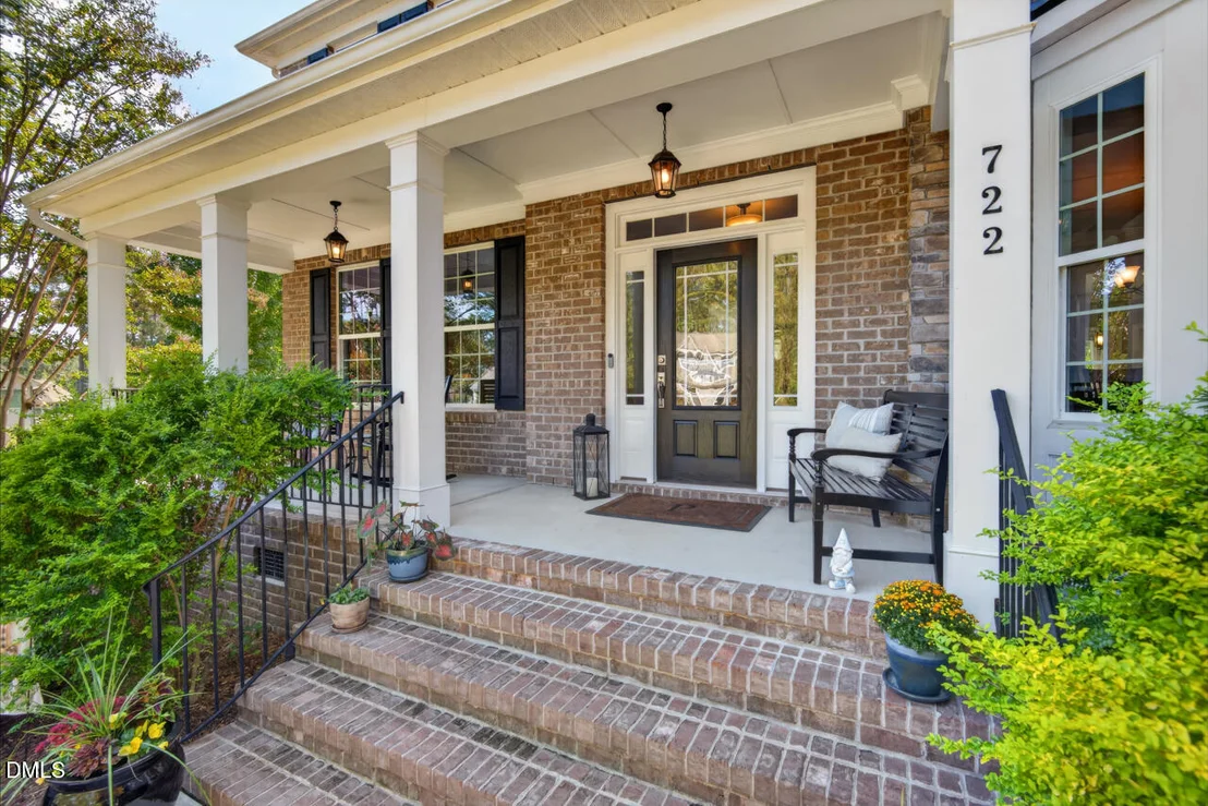 Photo of 722 Clausun Drive