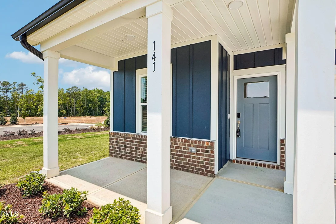 Photo of 141 Gilded Eagle Avenue