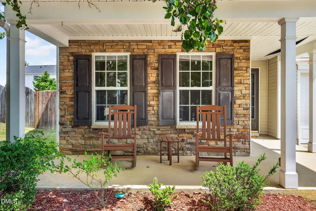 Photo of 1012 Breeze Lane