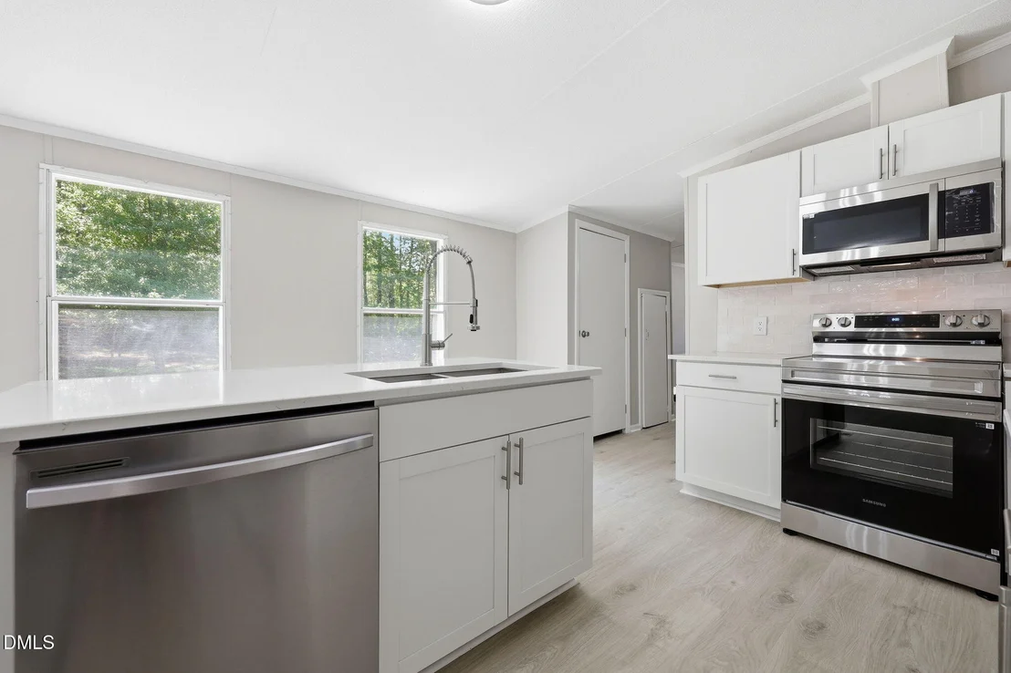 Photo of 733 Lemay Lane