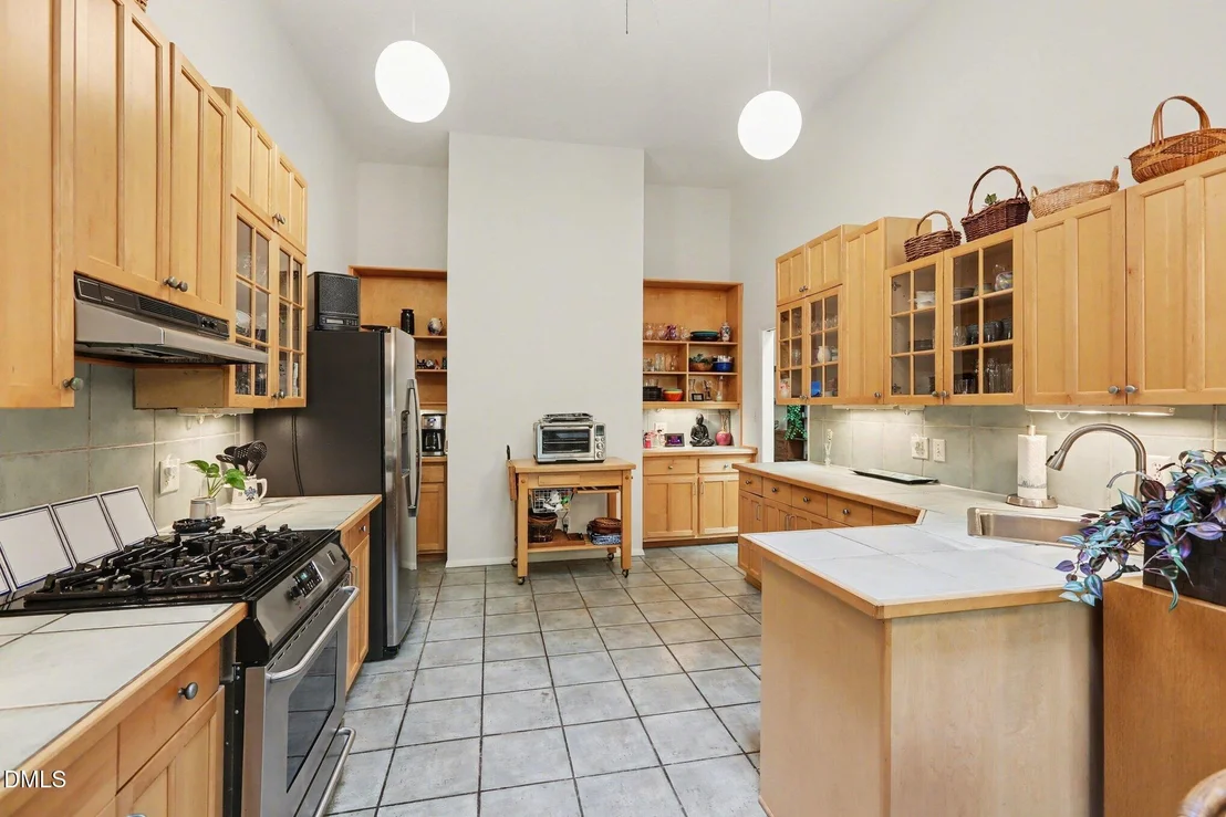 Photo of 223 Windlestraw