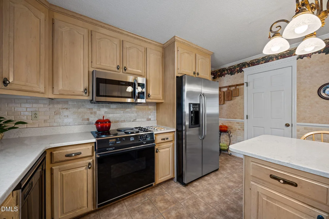 Photo of 801 Lakeside Drive