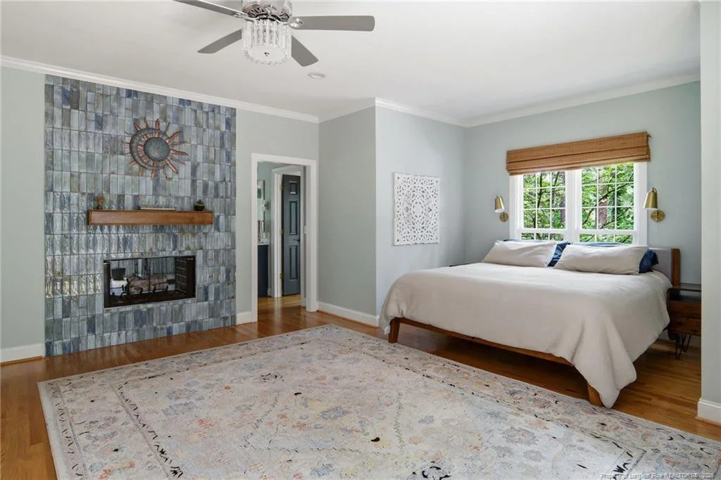 Photo of 305 Maples Road
