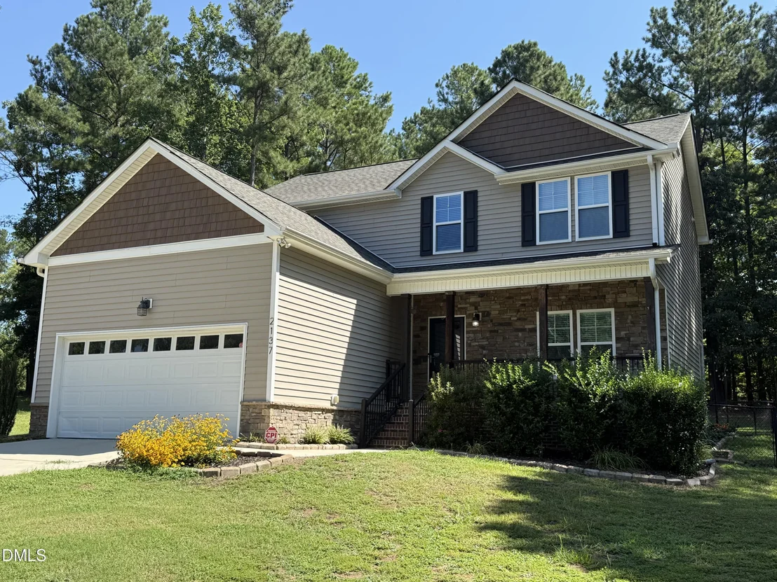 Photo of 2137 Emerald Lane
