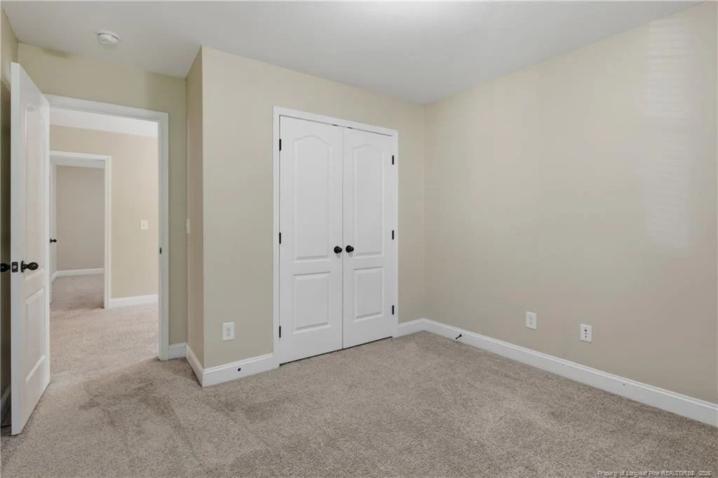Photo of 31 Waterside Circle