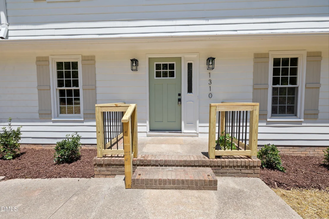 Photo of 1310 Bramble Drive