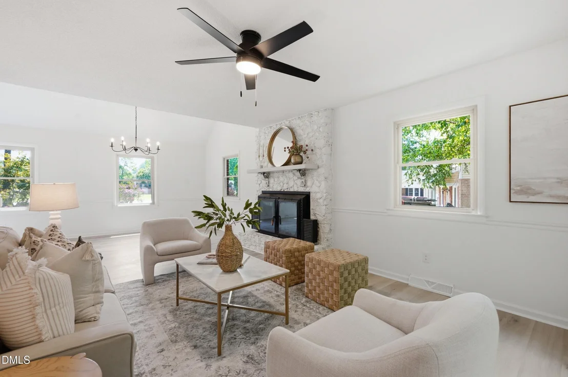 Photo of 66 White Oak Drive