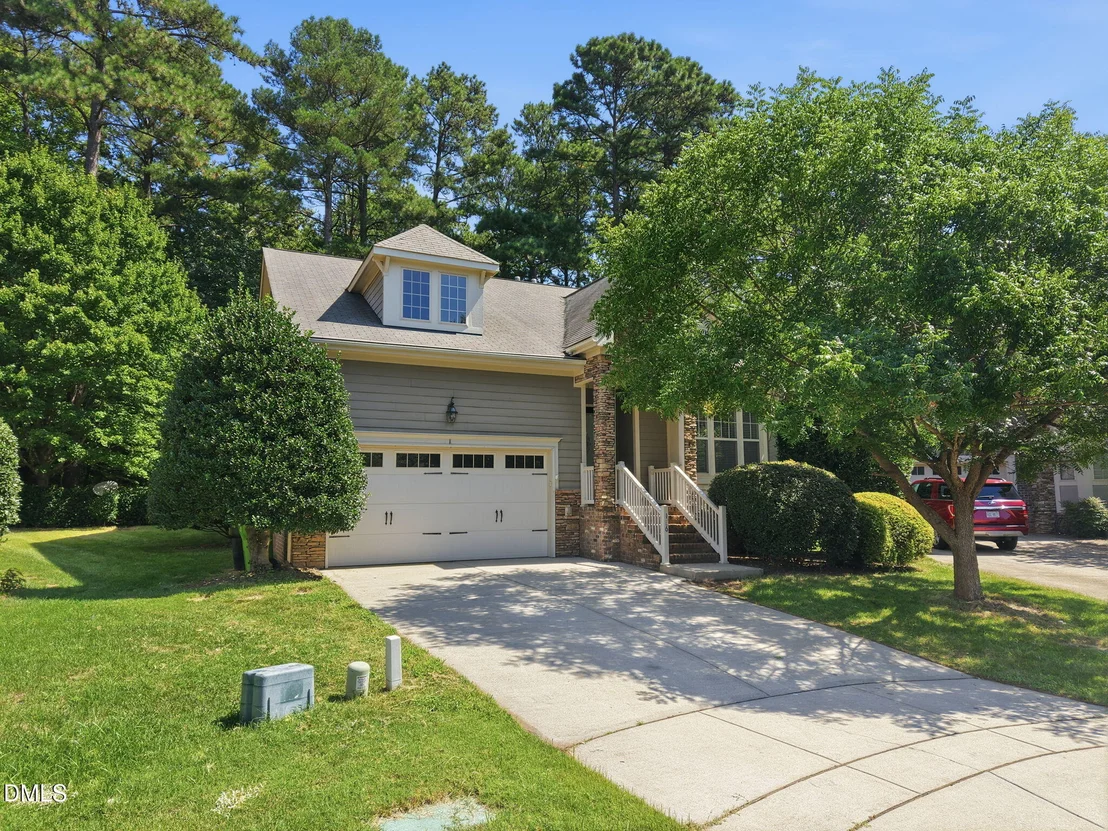 Photo of 186 Briarfield Drive