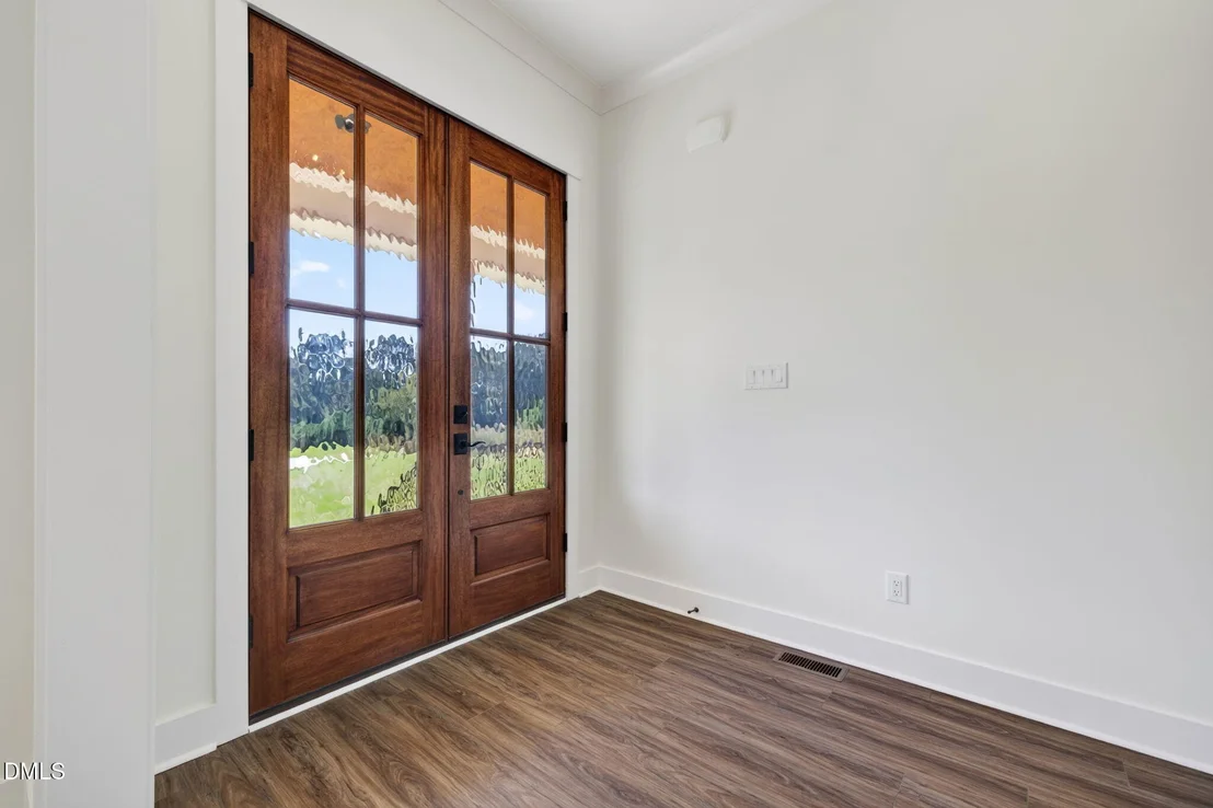 Photo of 1104 Elevation Road