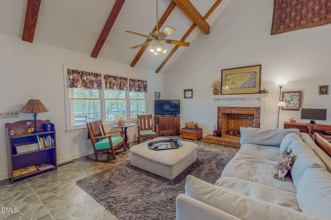 Photo of 85 Forest Shore Drive