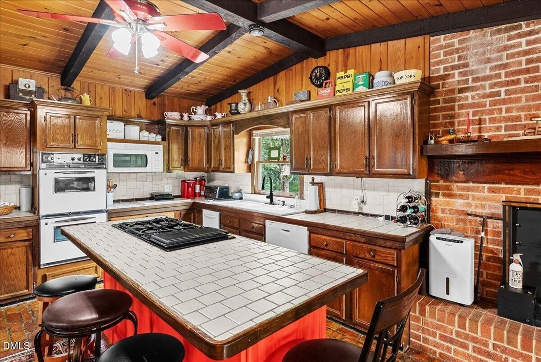 Photo of 142 Appletree Lane