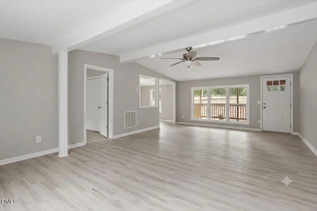 Photo of 581 Ed Thomas Road