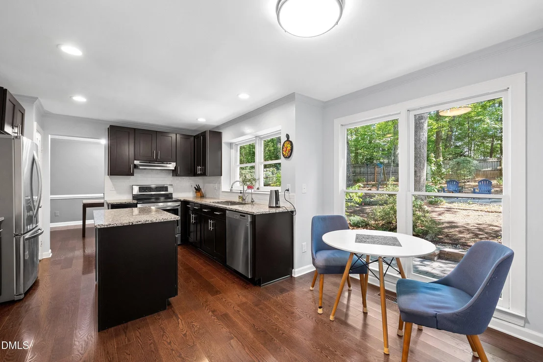 Photo of 1409 Bridgeport Drive