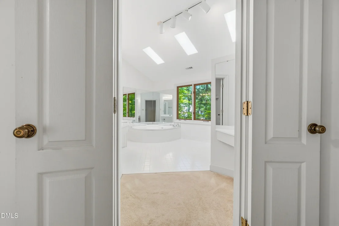 Photo of 225 Dalton Drive
