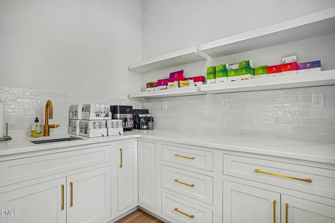 Photo of 3312 Milton Road