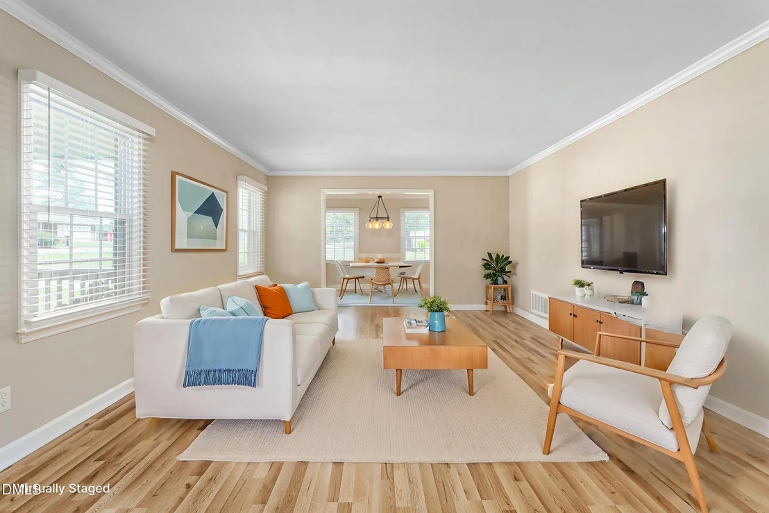 Photo of 1244 Lawndale Drive