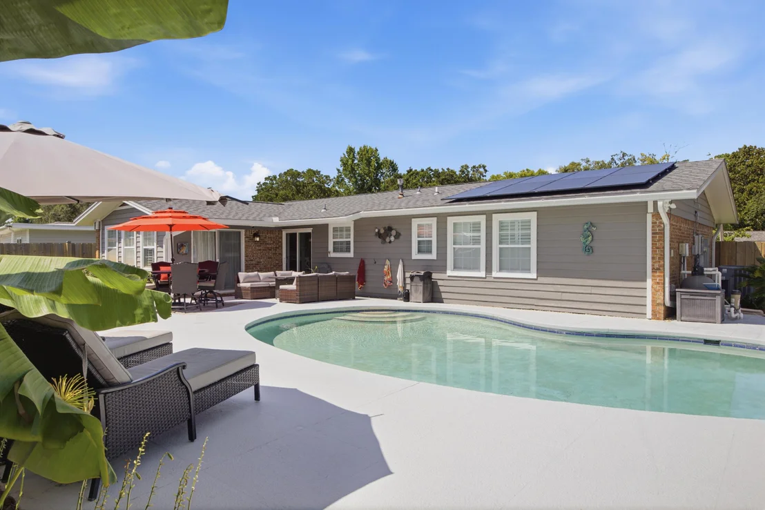 Photo of 325 Echo Circle
