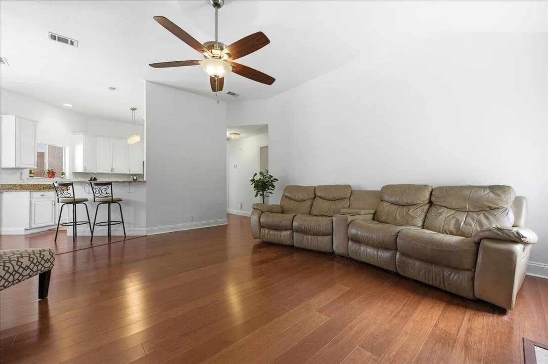 Photo of 4034 Bond Circle