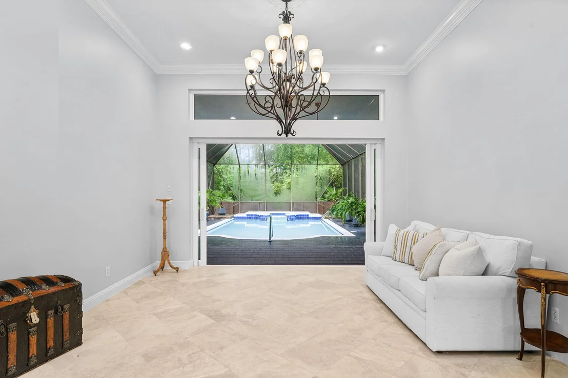 Photo of 156 Baywinds Drive