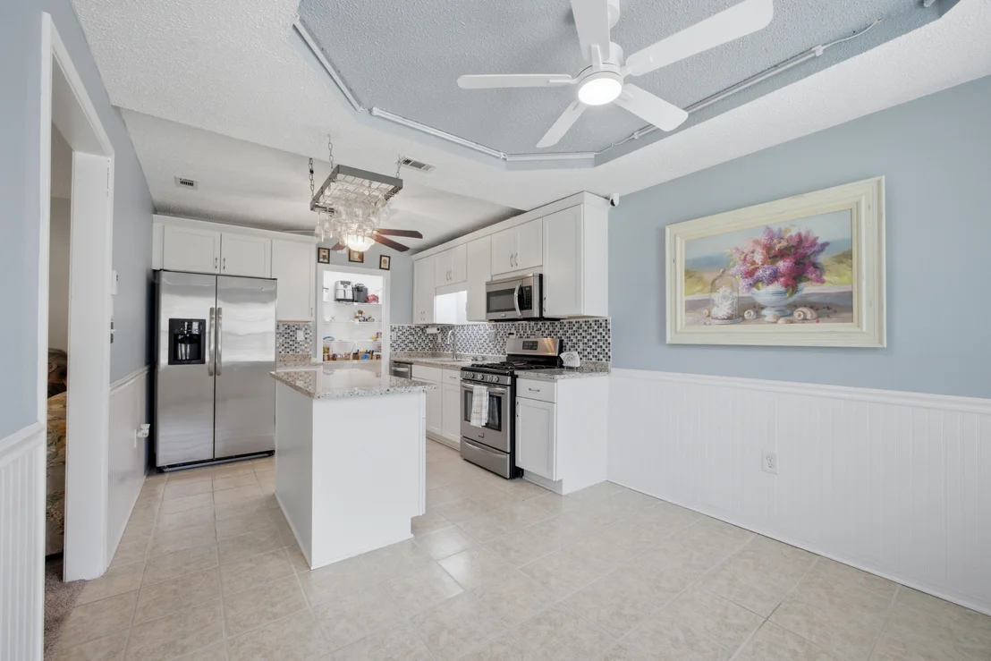 Photo of 220 W Walker Circle