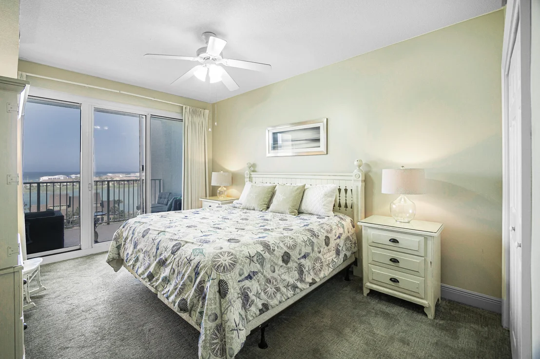 Photo of Unit 708 at 122 Seascape Drive