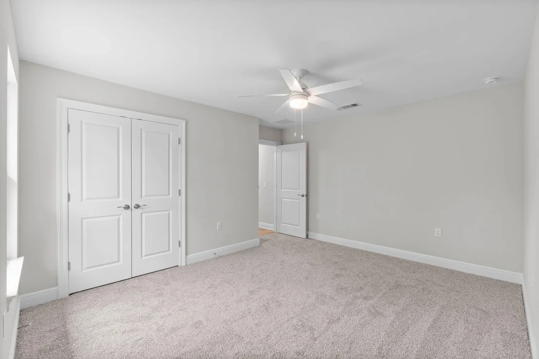 Photo of 2425 Cove Road