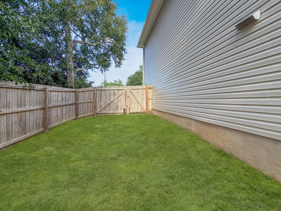 Photo of 4882 Kensington Lane