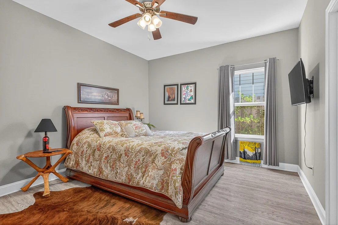 Photo of 61B 6Th Street