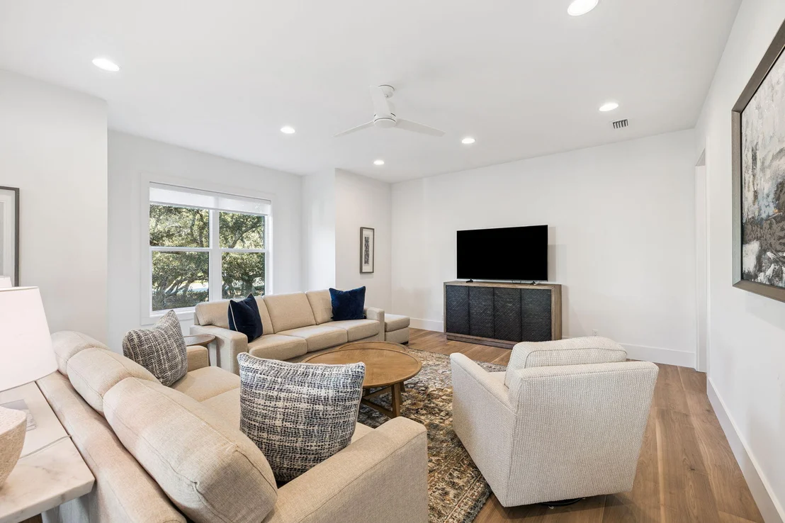 Photo of 754 Harbor Boulevard