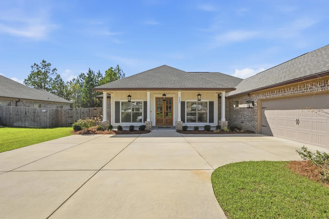 Photo of 6297 Howie Way