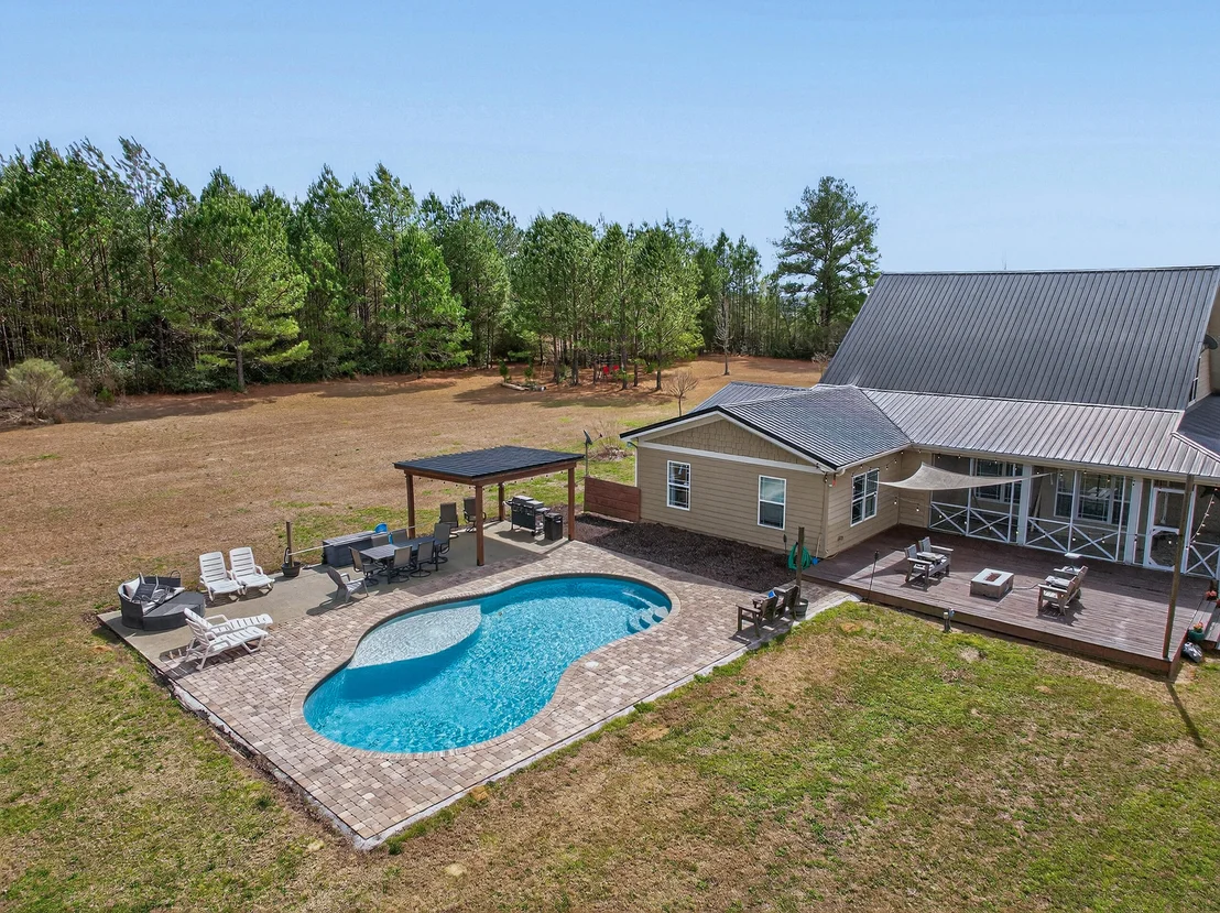 Photo of 7935 Peacock Road