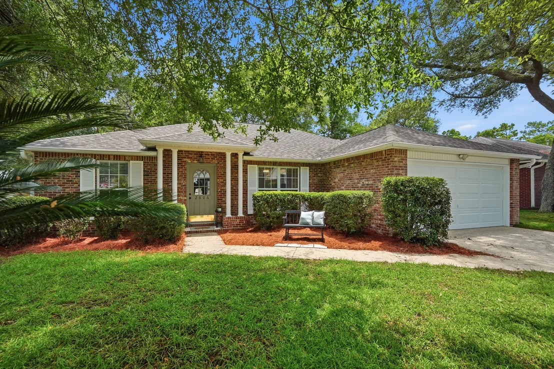 Photo of 2806 Wilson Lane
