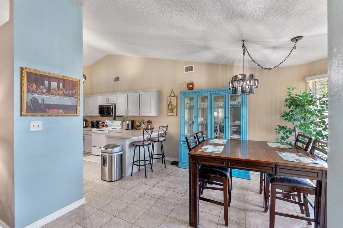 Photo of 9562 Dynasty Lane