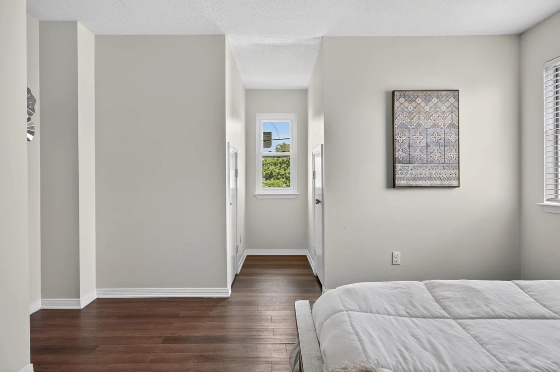 Photo of 150 Beach Drive