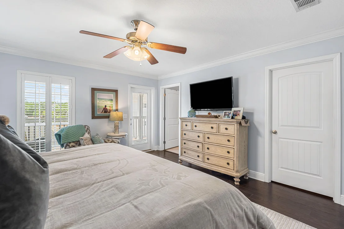 Photo of 111 W Shore Place